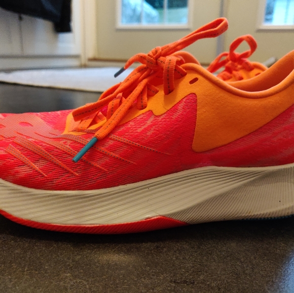 New Balance FuelCell TC Size 6 - Picture 7 of 9